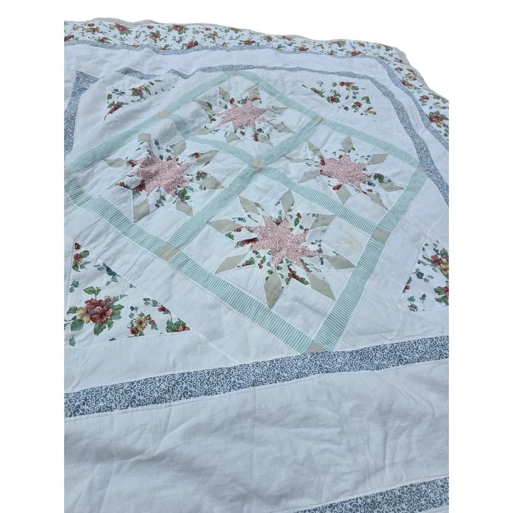 Handmade Patchwork Star Floral Quilt White Pink Green Farmhouse Cottagecore